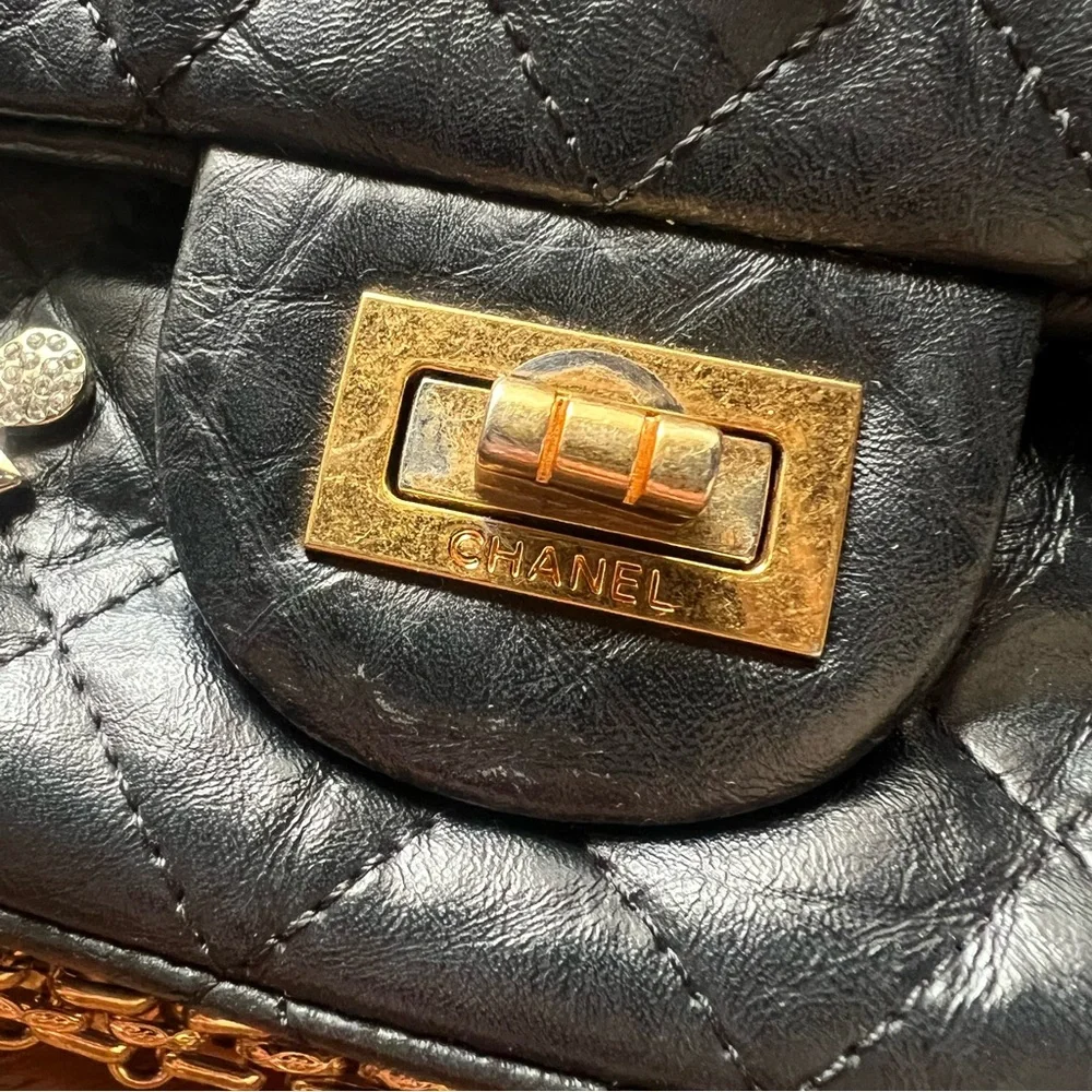 Rare CHANEL Casino Charm Black Quilted Bag with Gold Chain - Picture 3 of 16